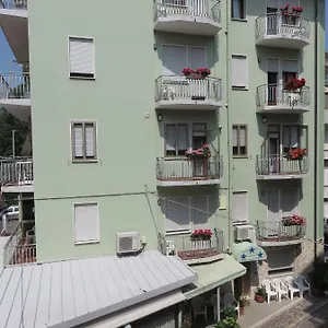 https://stella-del-mare-sottomarina.hotelinveneto.com